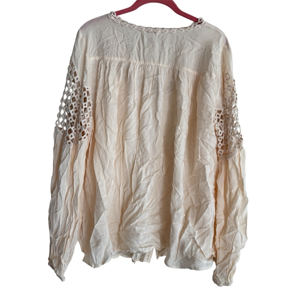 Sundance Cream Blouse with Cut-Out Details Sz L - Picture 3 of 13